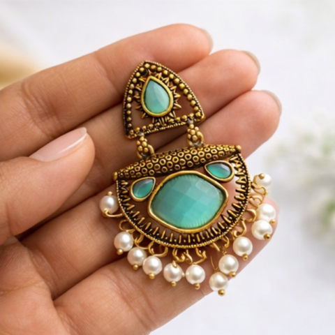 Chandbali earring